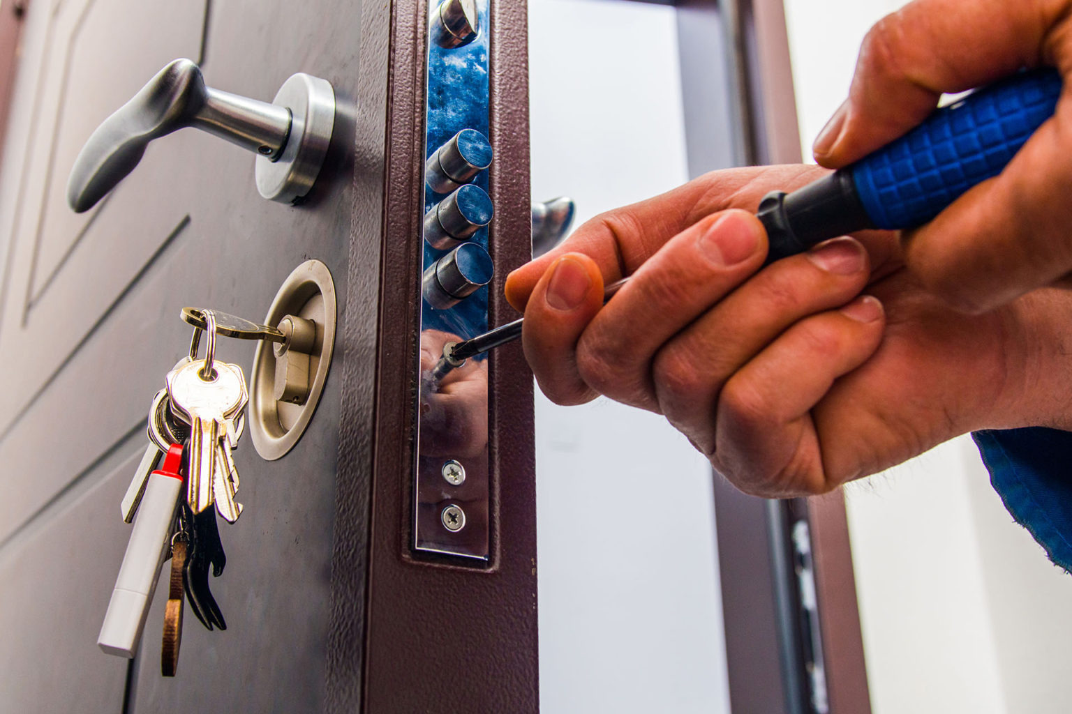 解鎖未來：鎖匠在門禁系統中的不可或缺的作用
